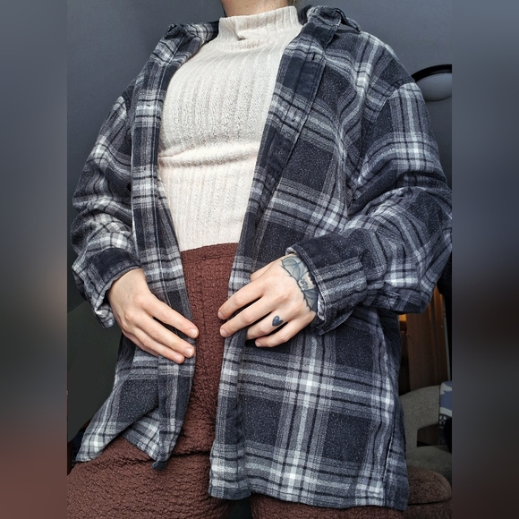 Hollister Tops - Hollister 100% Cotton Smokey Grey Flannel